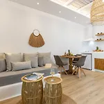Naxos Anamnisi Aparthotel 4*