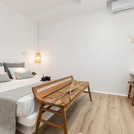 Naxos Anamnisi Aparthotel