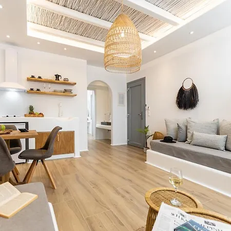 Naxos Anamnisi 4* Πλάκα