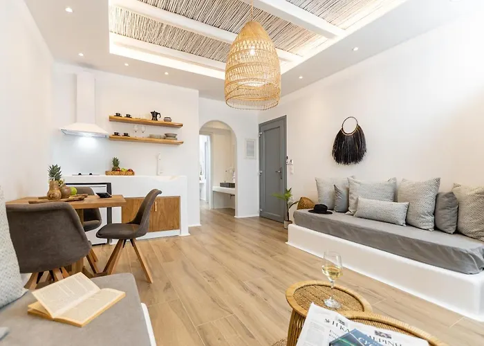 Naxos Anamnisi 4* Πλάκα